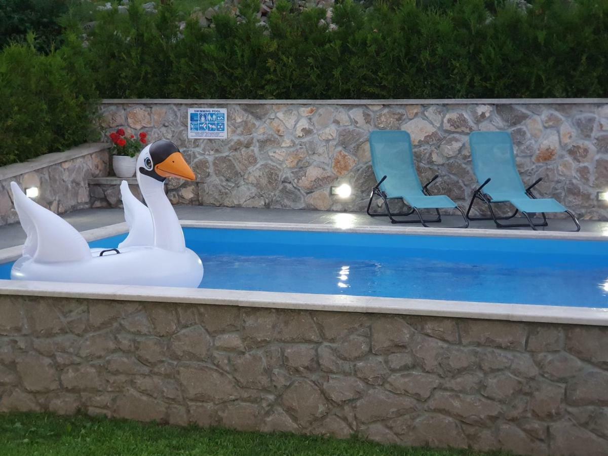 Villa Kos Lupoglav  Exterior foto